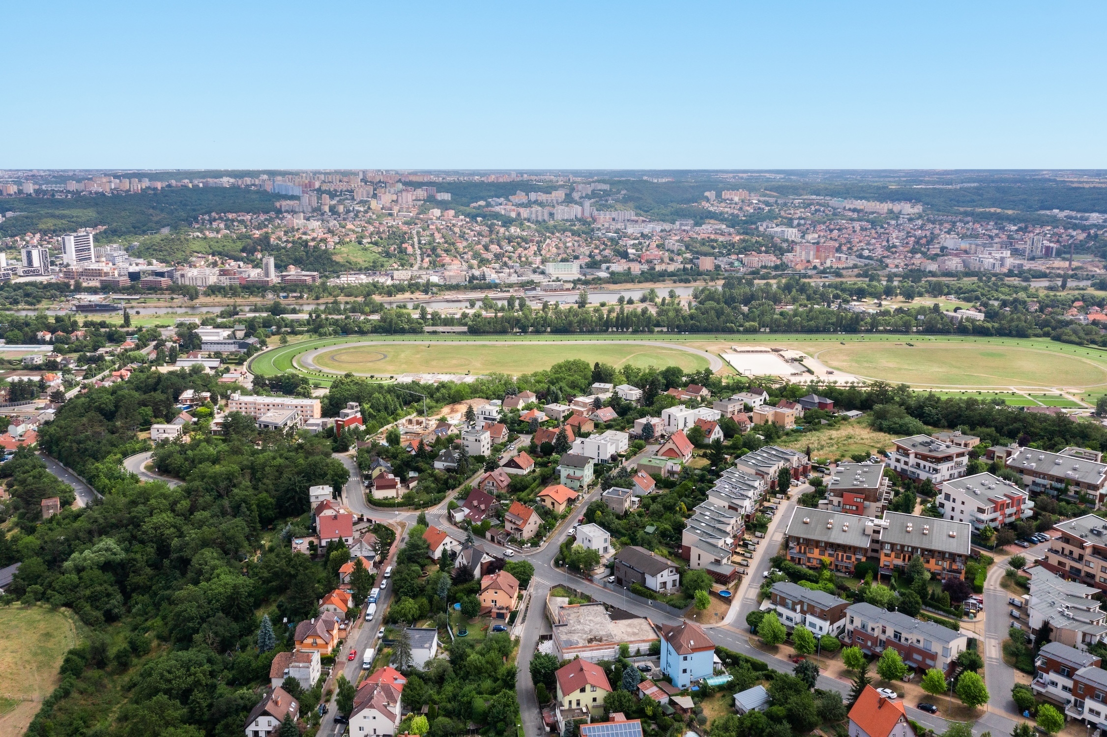 Chcete vlastní byt v Praze? Začněte investovat (audio: 18 min.)
